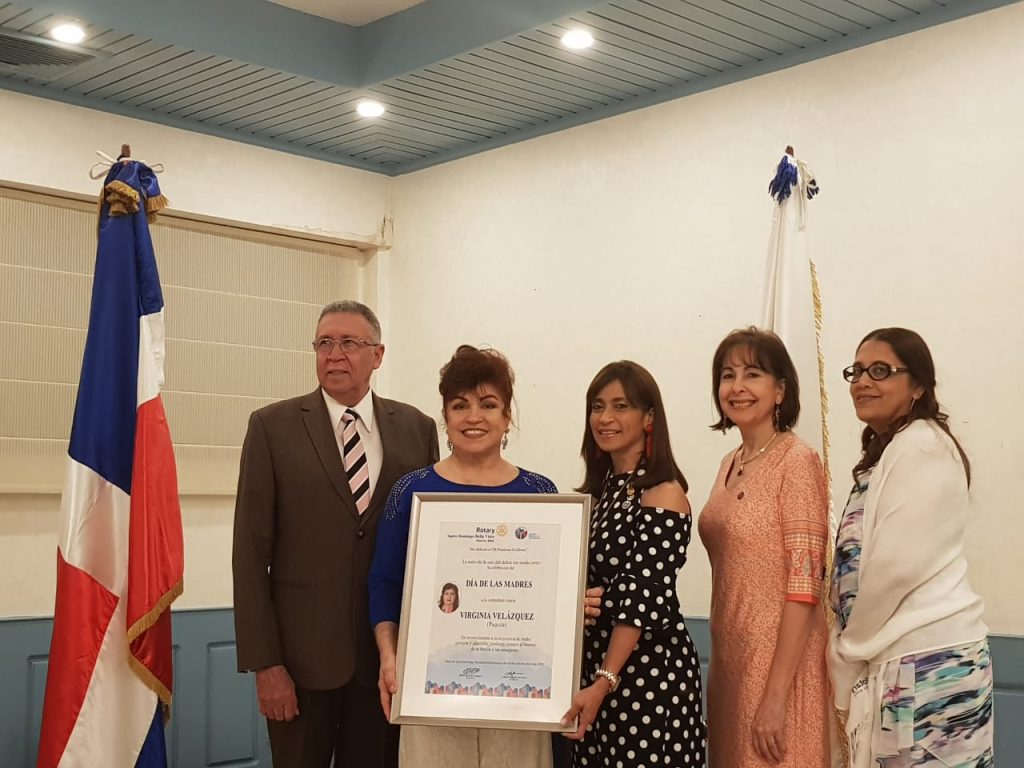 Celebración del Día de las Madres en el Bella Vista