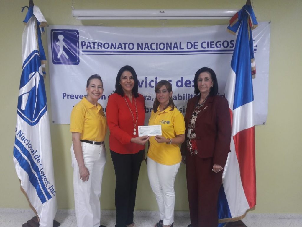 Aporte al Patronato Nacional de Ciegos para cirugías de cataratas