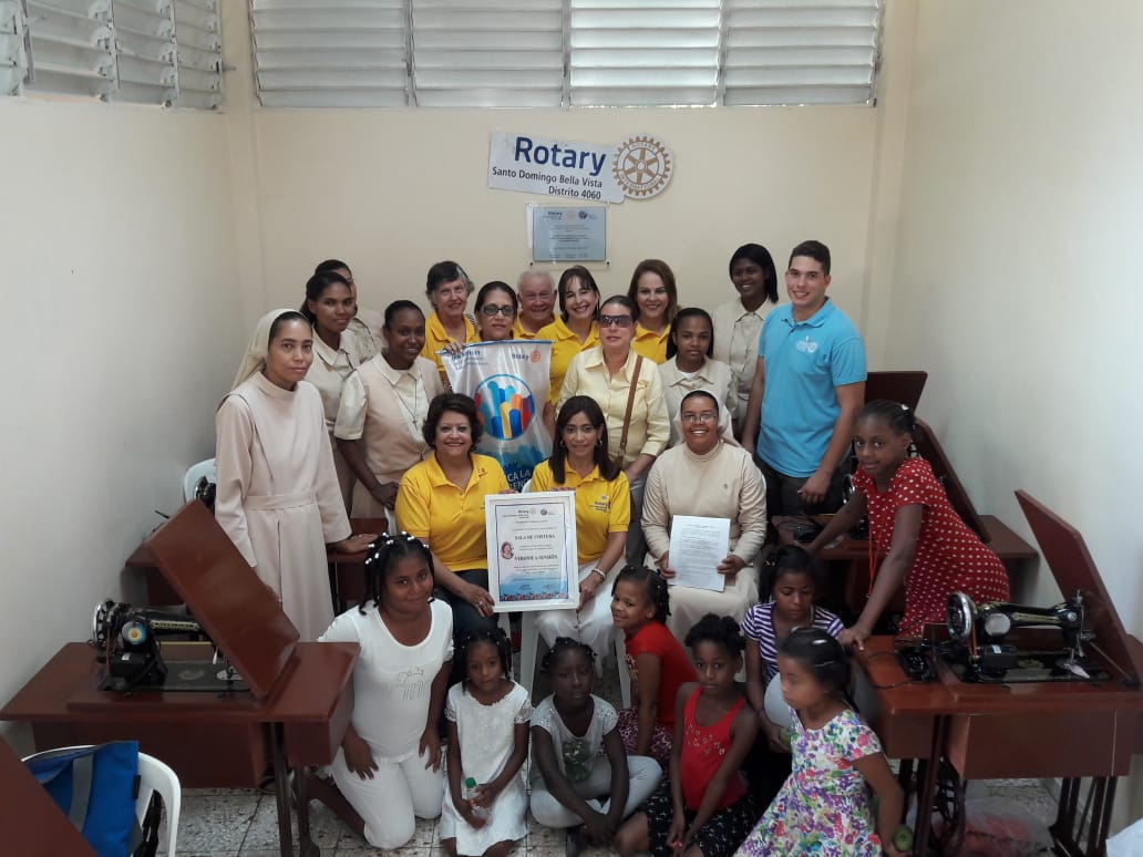 Primera Sala De Costura Verónica Sencion – Hogar Infantil Sagrado Corazón De Jesús