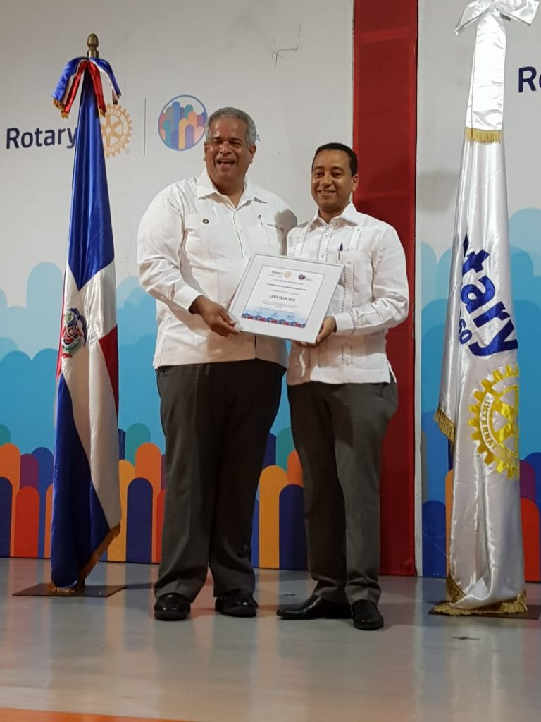 Premiaciones Distritales al Rotary Santo Domingo Bella Vista 2017-2018