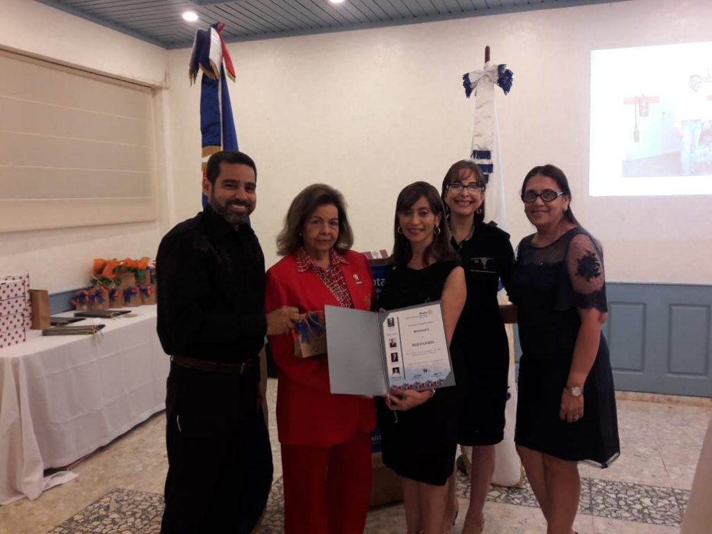 Reconocimientos a la Directiva y miembros destacados del club 2017-2018