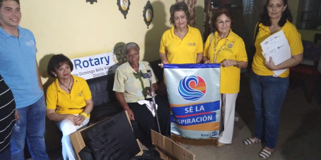 Donación Sillas de Ruedas Sector El Almirante