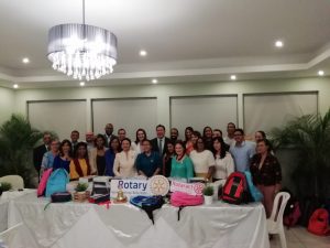 Rotary y Rotaract Santo Domingo Bella Vista y Phoenix Tower Internatinal